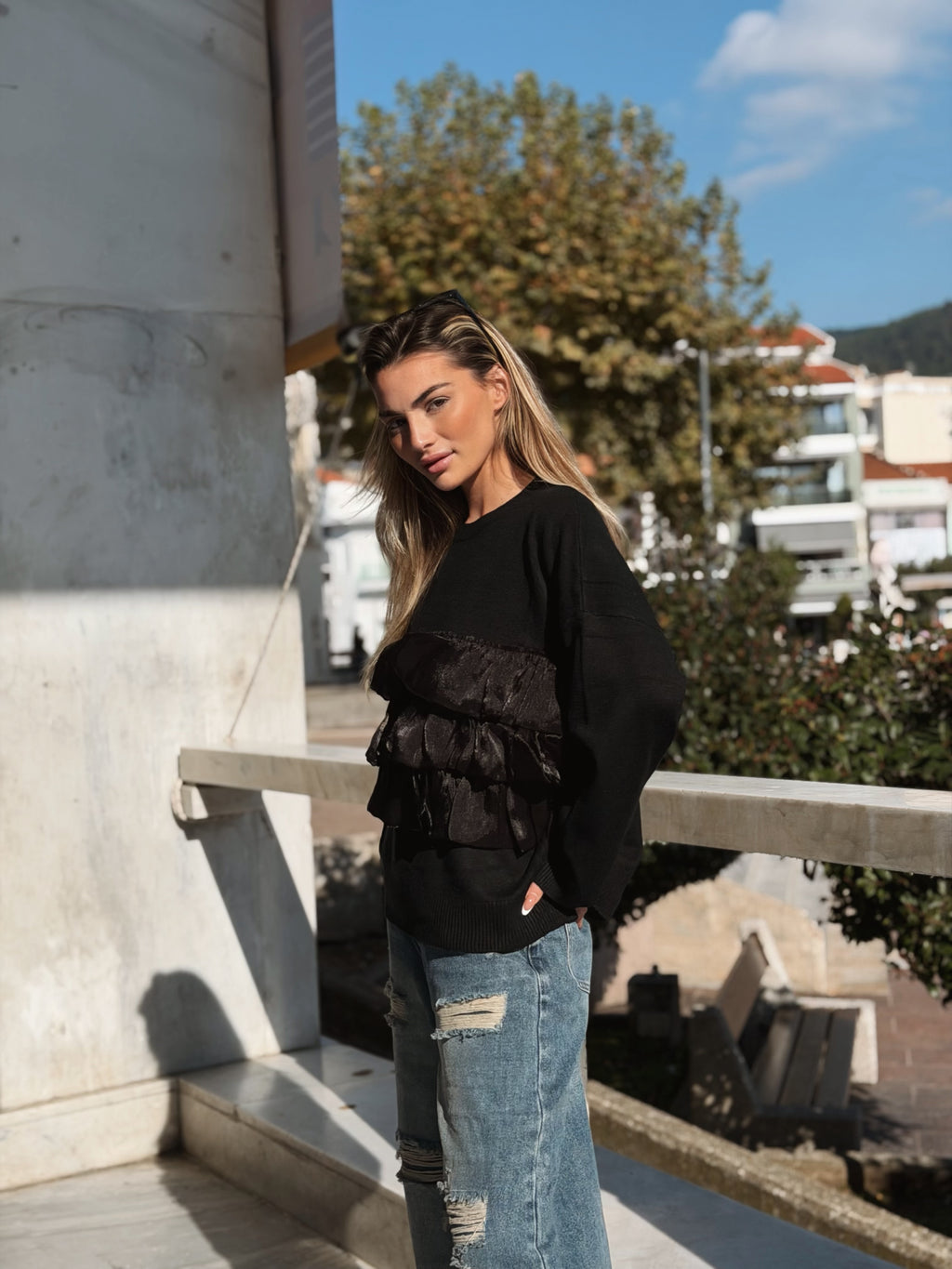 Πουλόβερ με βολάν