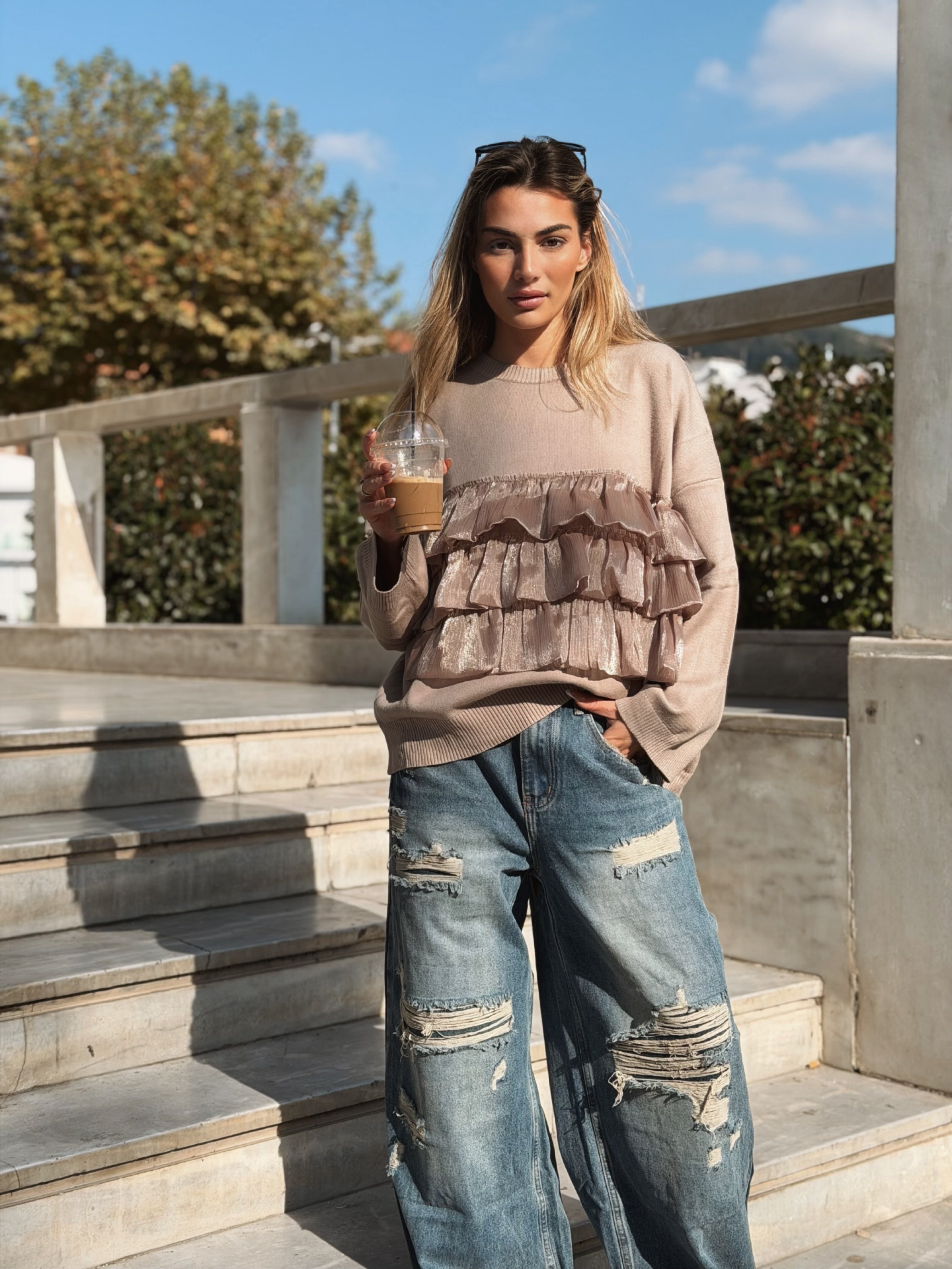 Baggy riped denim