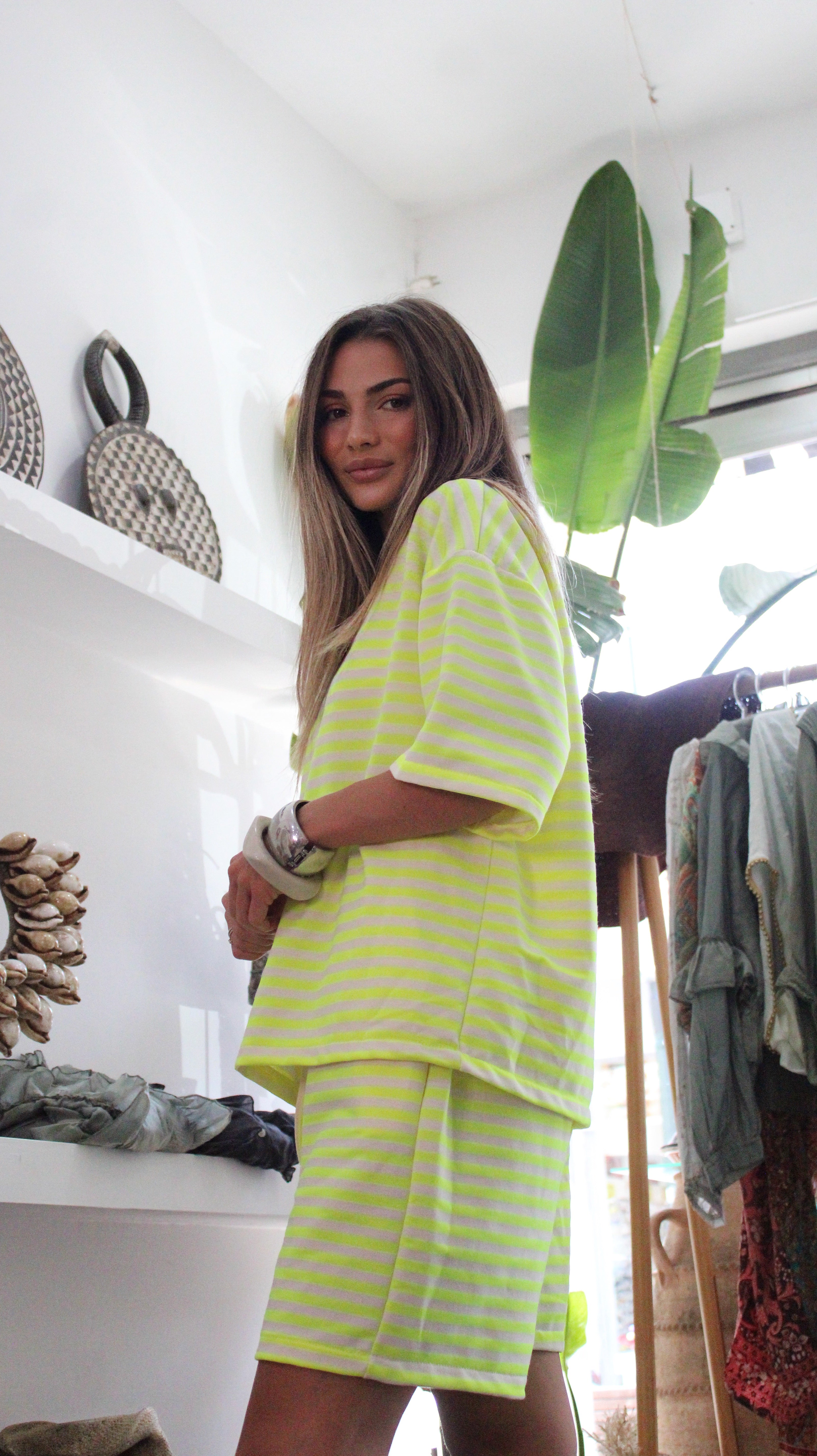 Striped set
