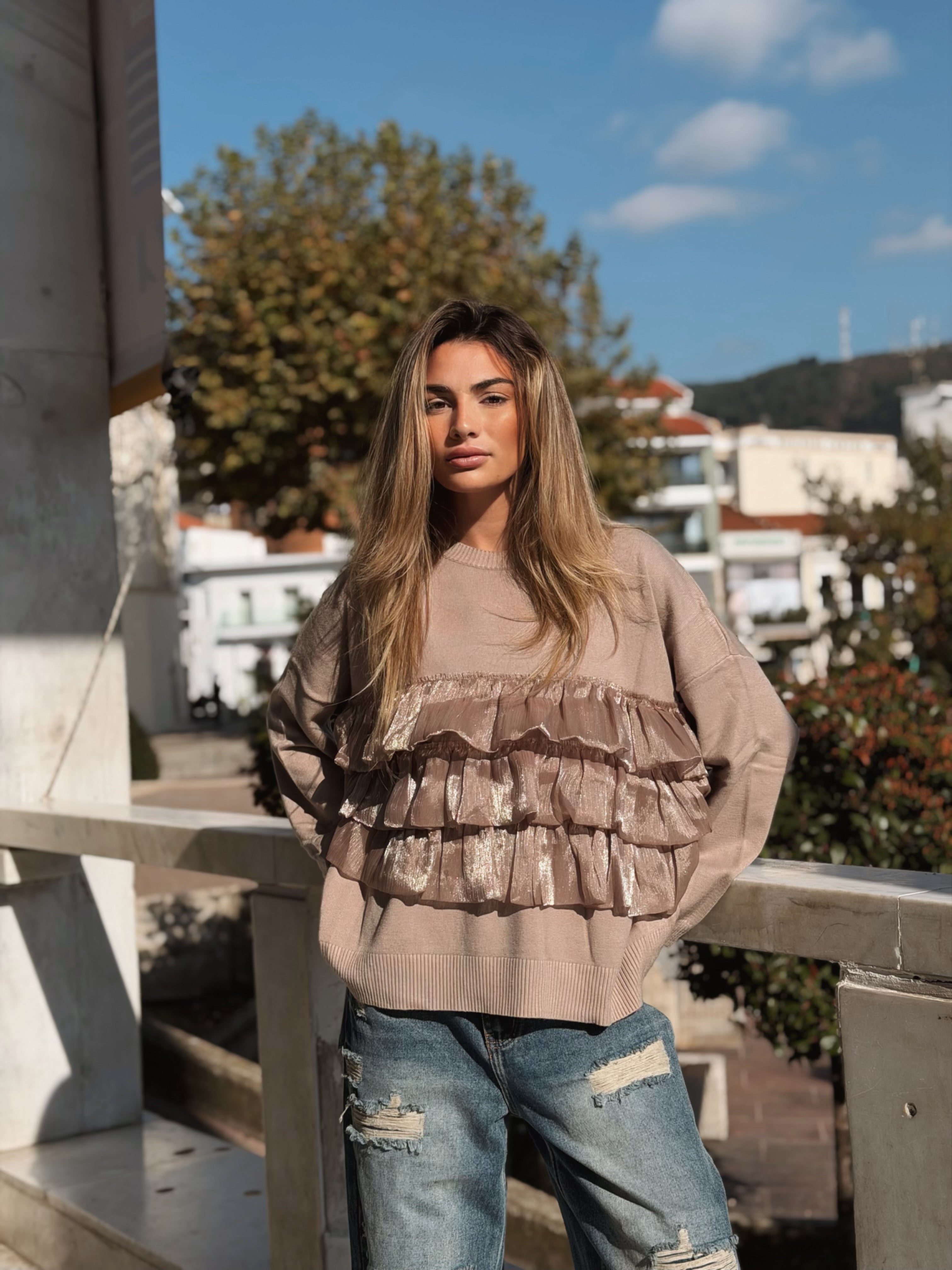 Πουλόβερ με βολάν