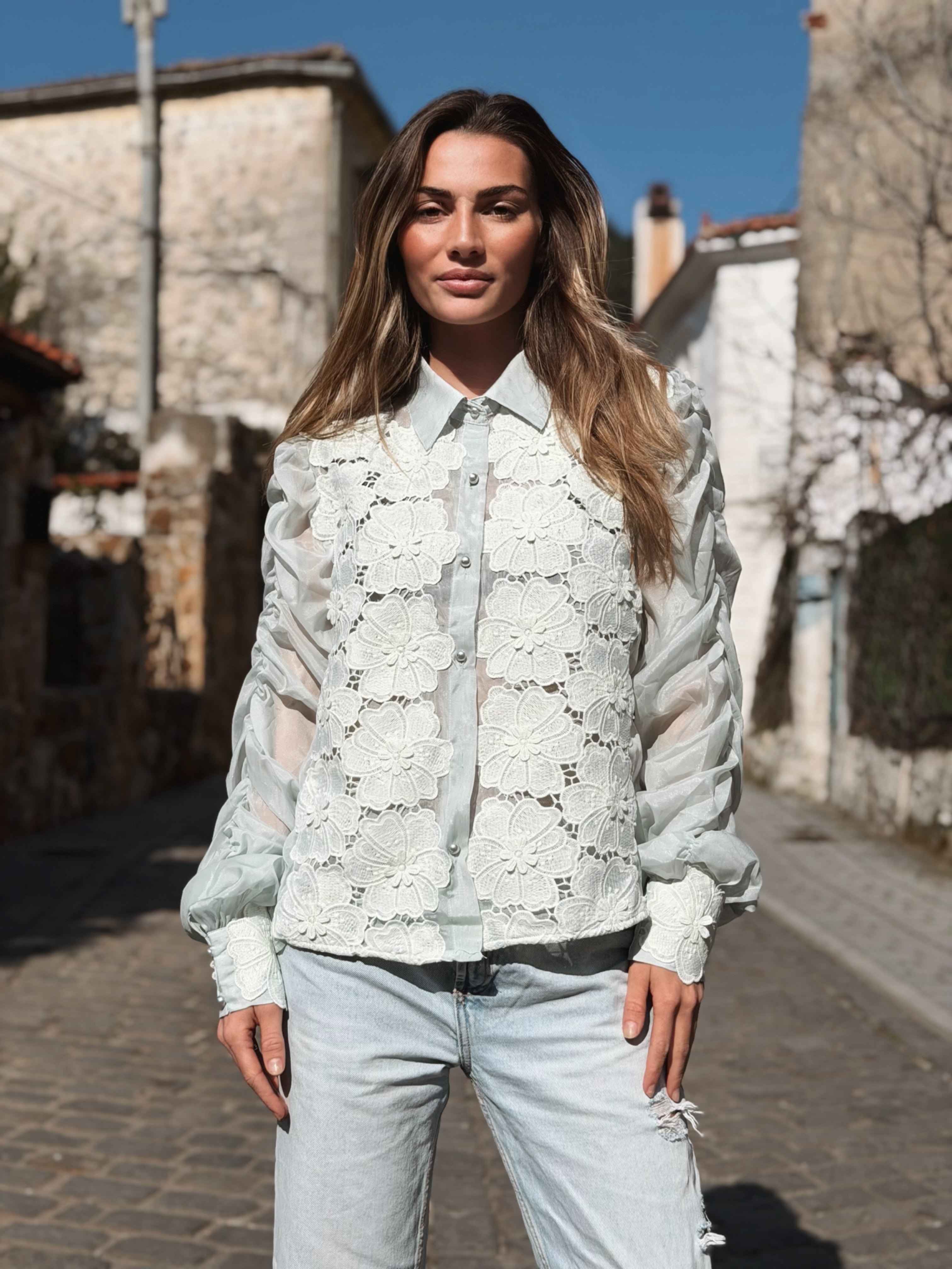 Blommy blouse