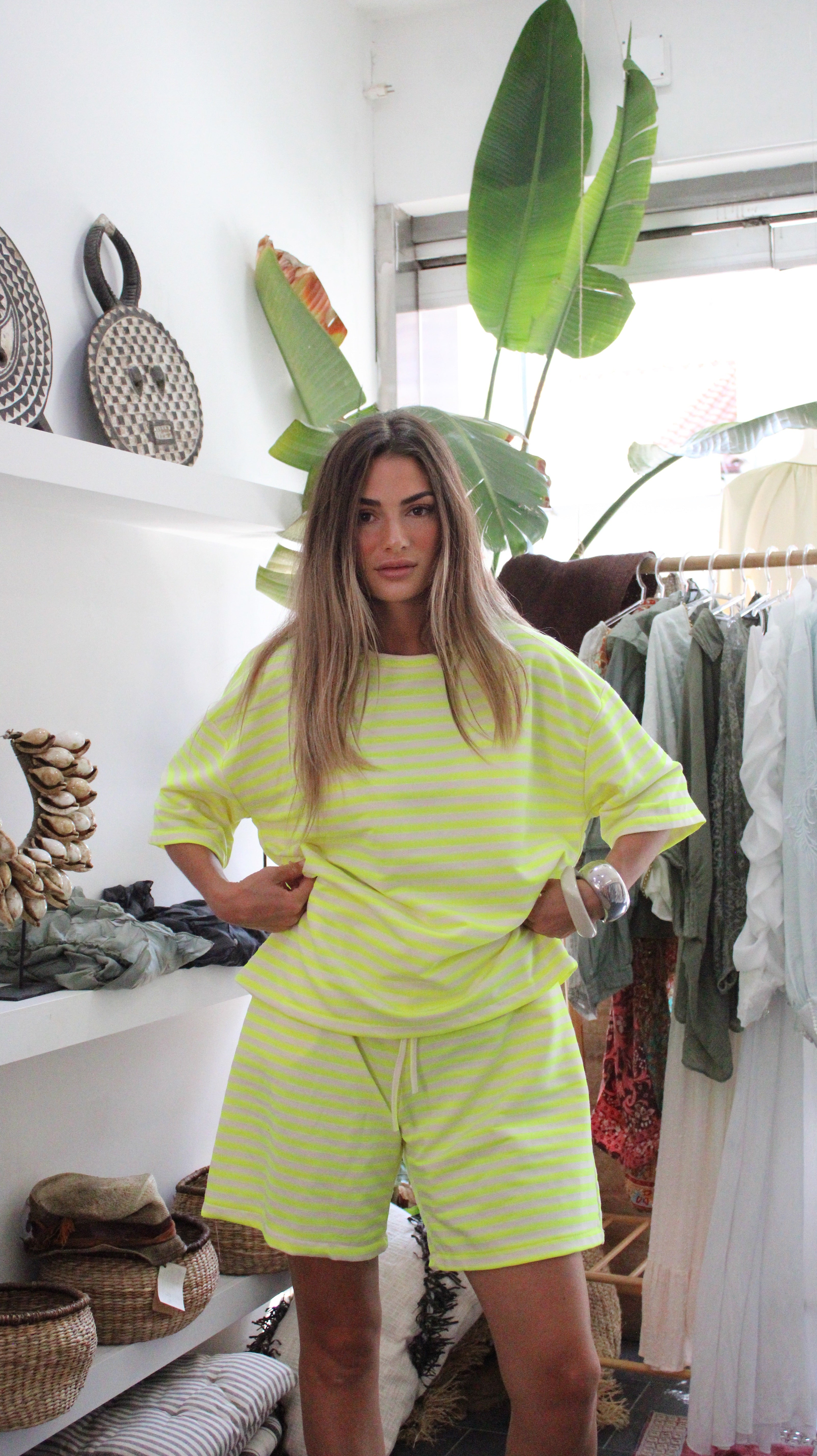 Striped set