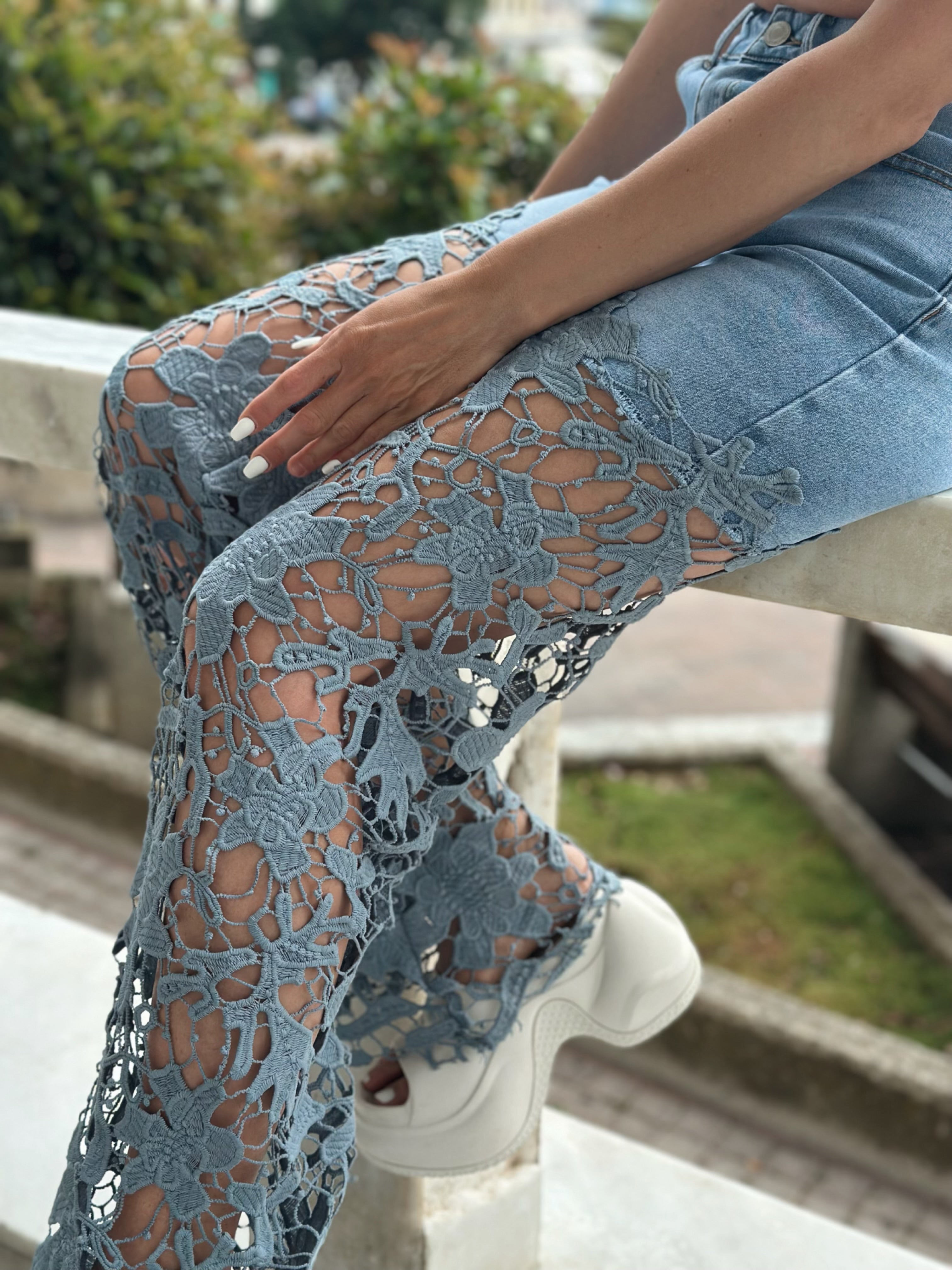 Viral jean