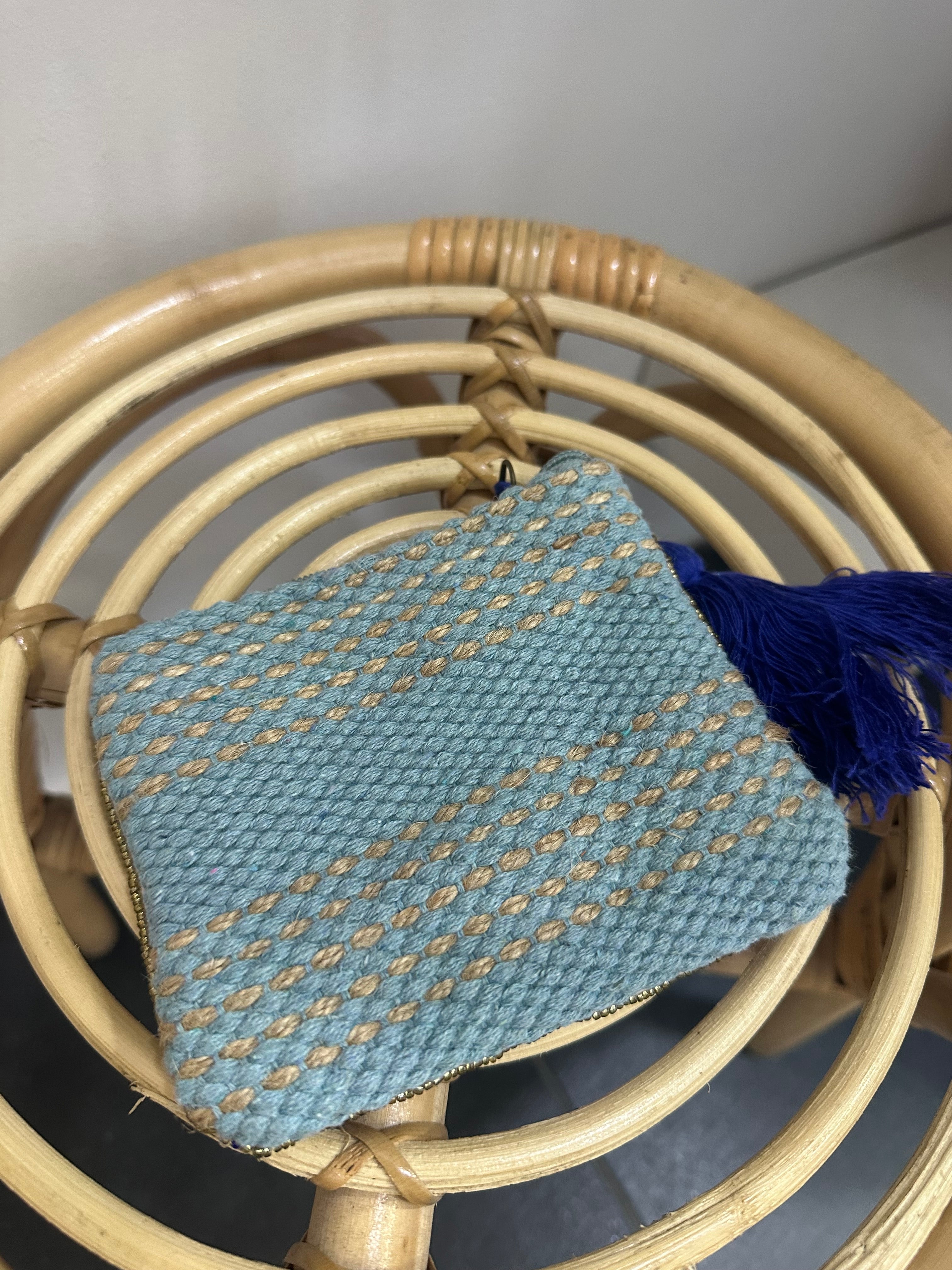EYE POUCH BAG
