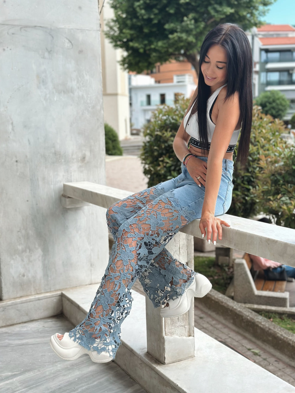 Viral jean