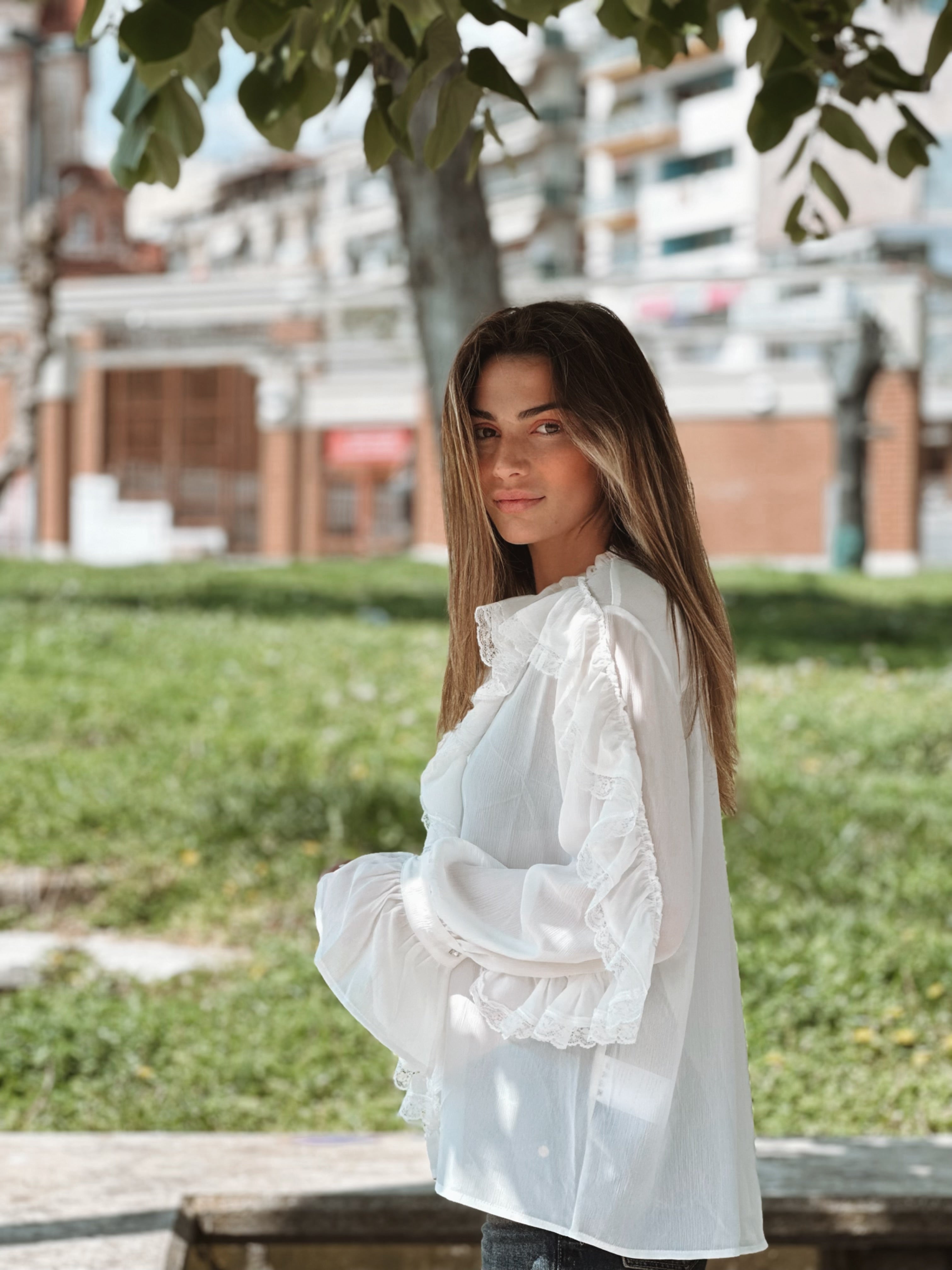 Dantella Blouse